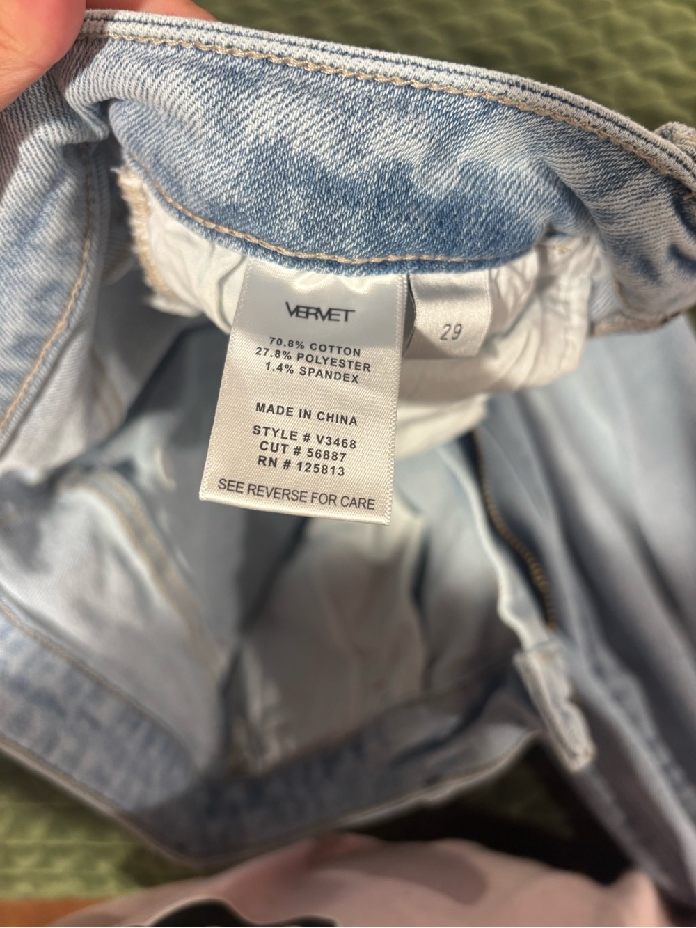 Light Blue Wide-Leg High-Rise Jeans with Frayed Hem - Picture 4 of 4